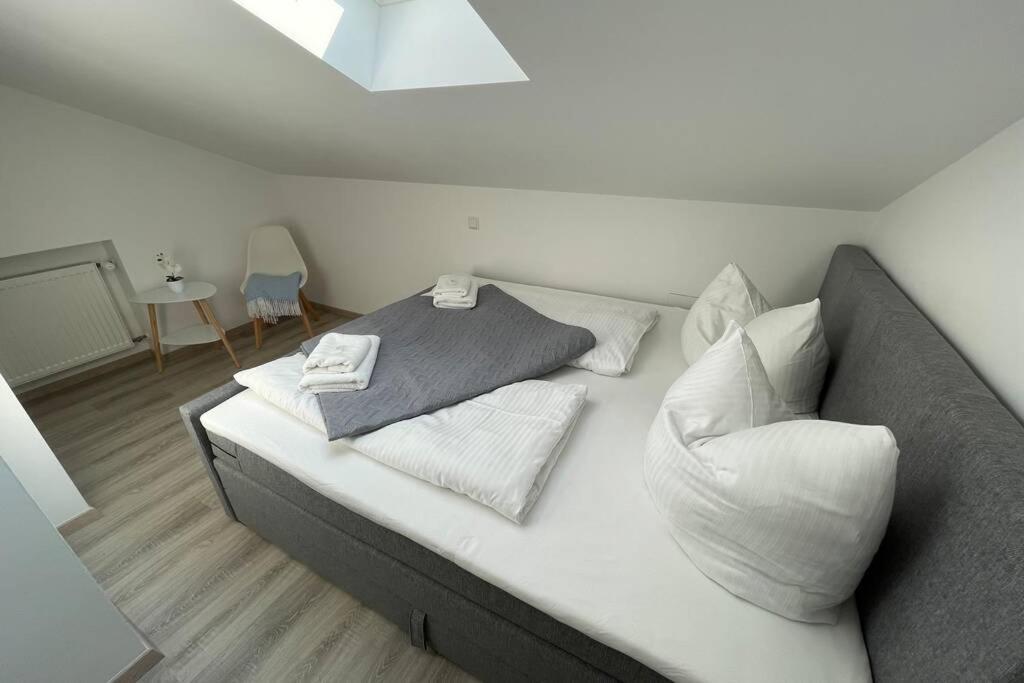 Gemuetliche Ferienwohnung Im Dg Am Tegernsee - Bergblick, Ruhe & Ganz Viel Platz バート・ウィーゼ エクステリア 写真